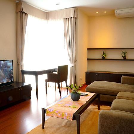 Siam Bright Suite Bangkok Exterior foto